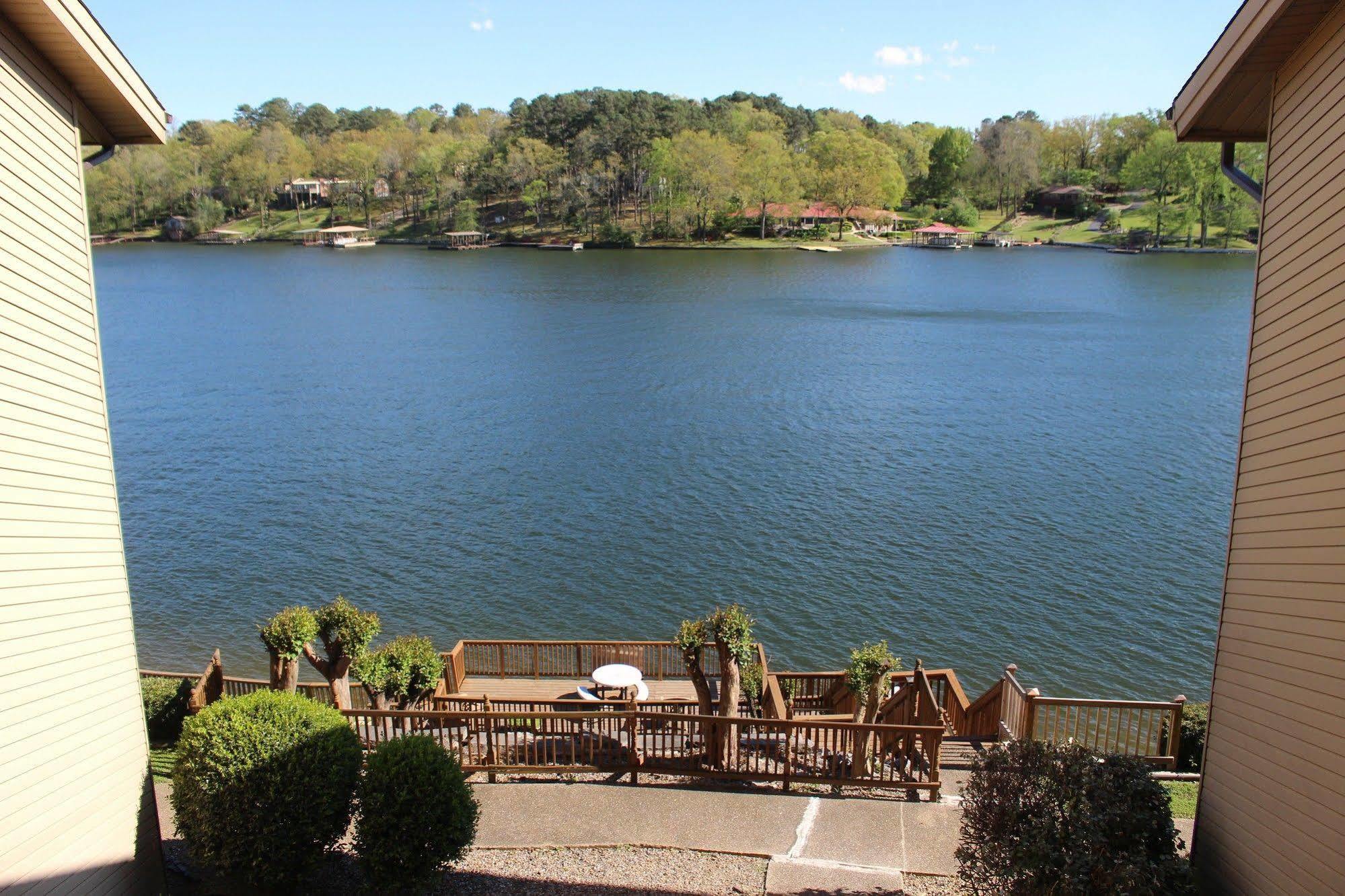 The Wharf Resort Lake Hamilton Ngoại thất bức ảnh